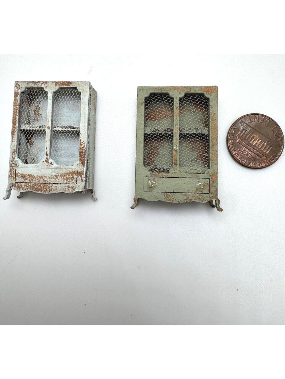 Miniature‎ Dollhouse Armoire Buffet Hutch Chicken Wire Shabby Chic Farmhouse